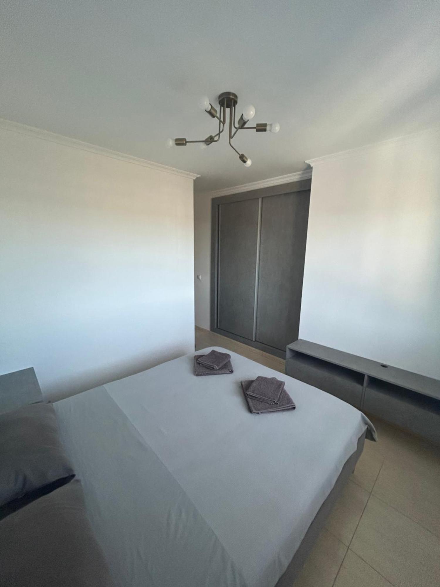 Apartamentos Oasis De Calma 로스알카자레스 외부 사진
