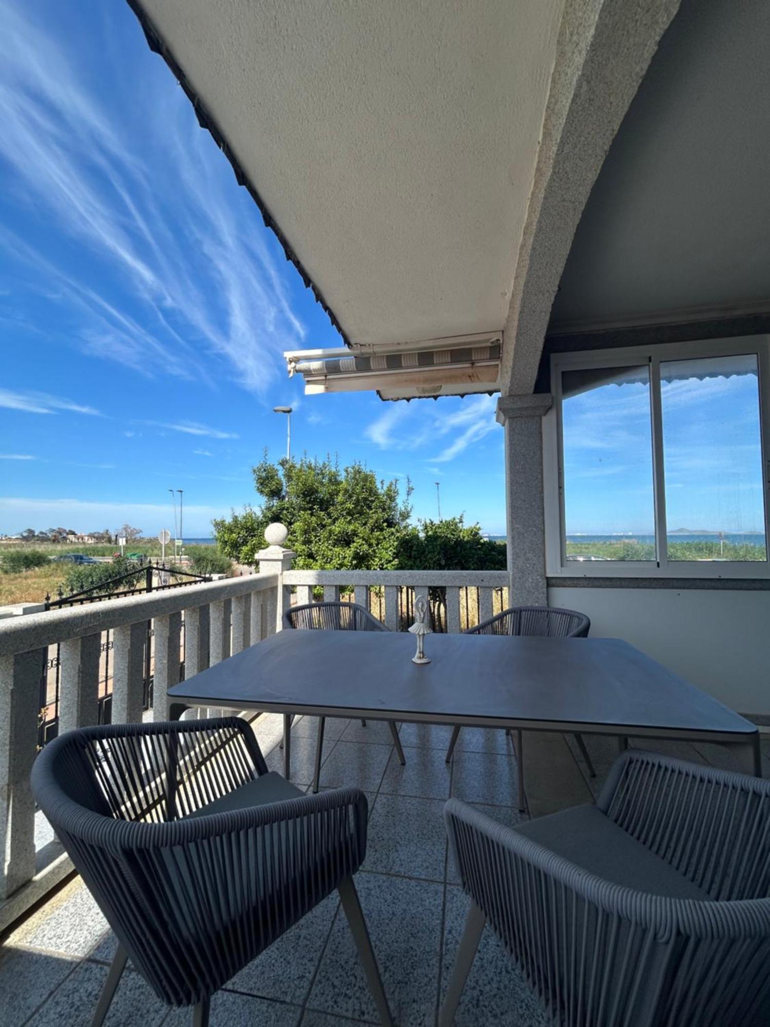 Apartamentos Oasis De Calma 로스알카자레스 외부 사진