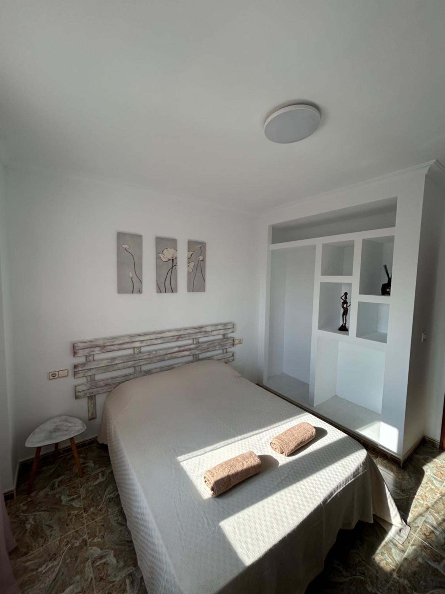 Apartamentos Oasis De Calma 로스알카자레스 외부 사진