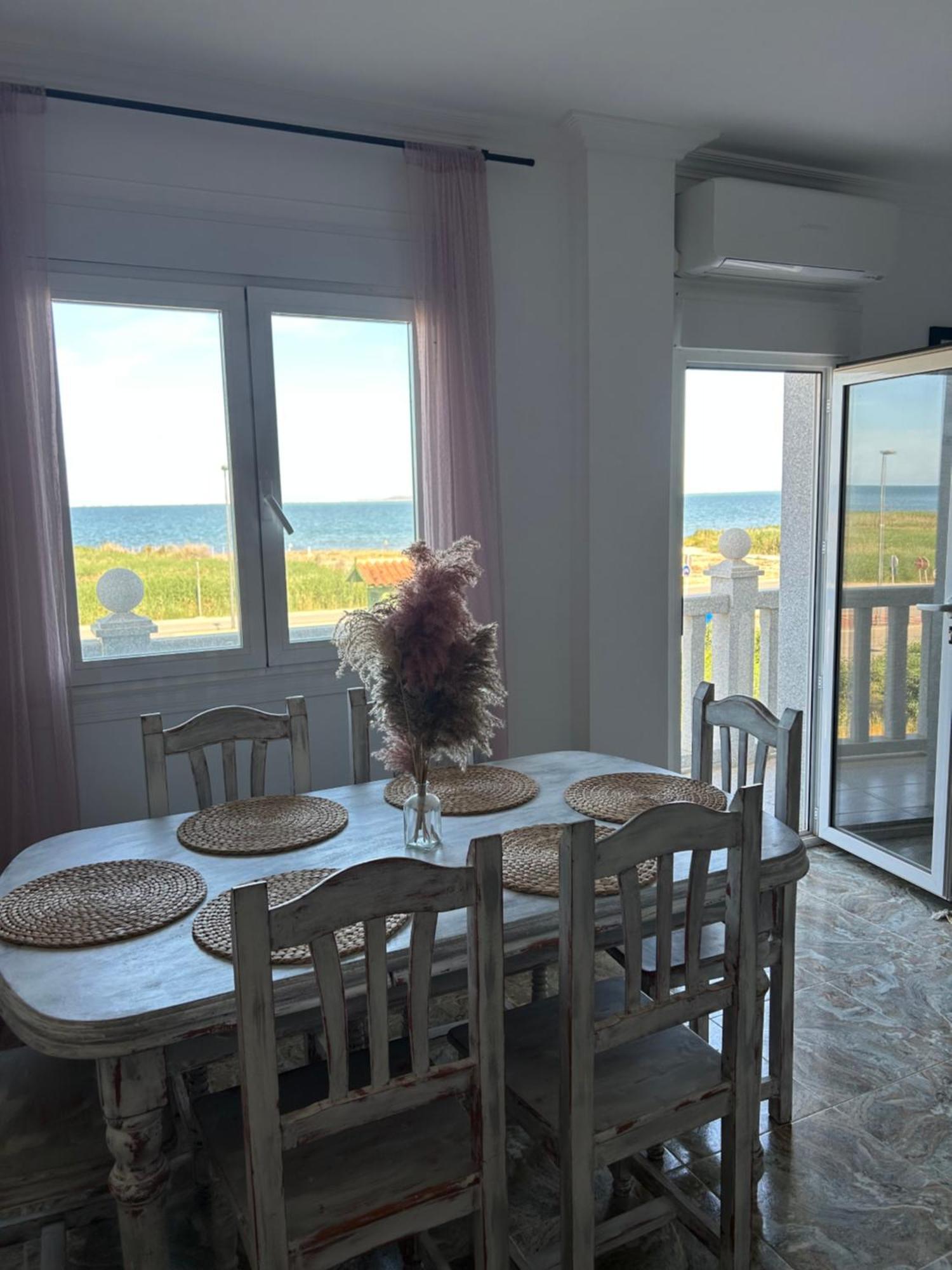 Apartamentos Oasis De Calma 로스알카자레스 외부 사진